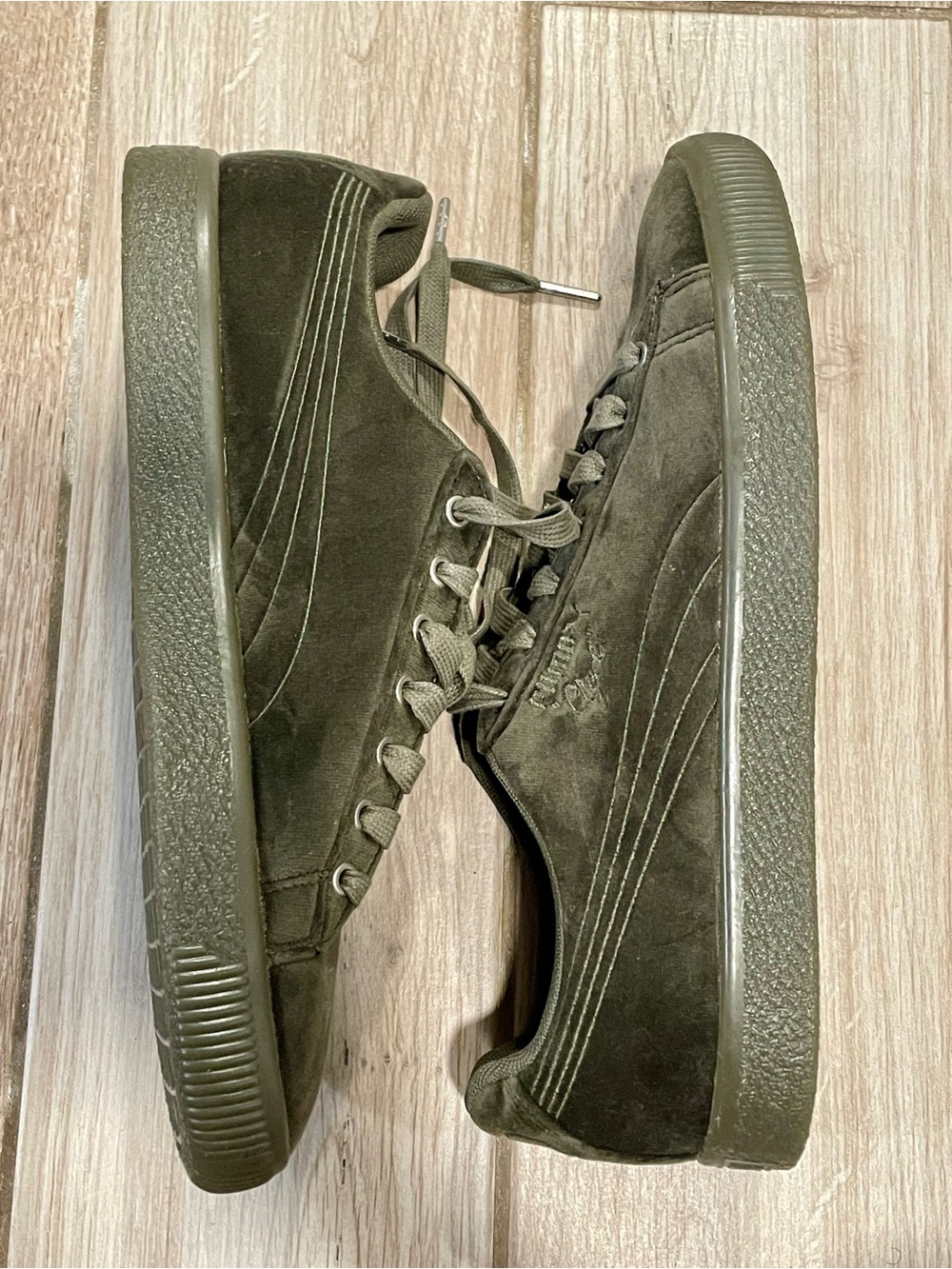 PUMA Clyde Velour Ice “Olive Night” sneakers — Men’s Size 12